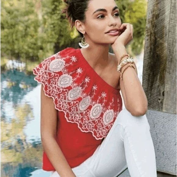 Stella & Dot Hannah One Shoulder Top Large Red Embroidered Size Large NWT - Picture 4 of 10